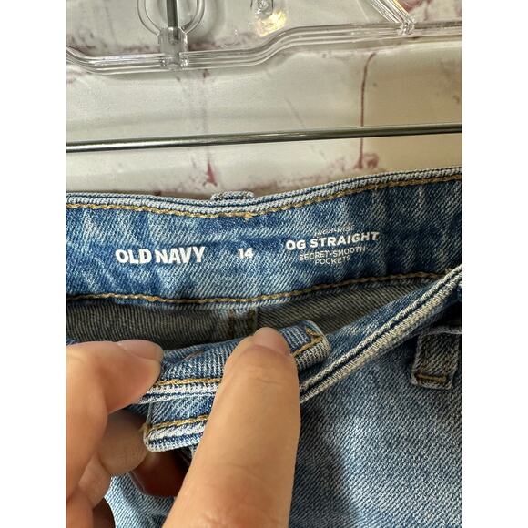 Old Navy OG Straight Leg Denim Cut off Shorts Womens Plus 14 Distressed Jean - Picture 3 of 5